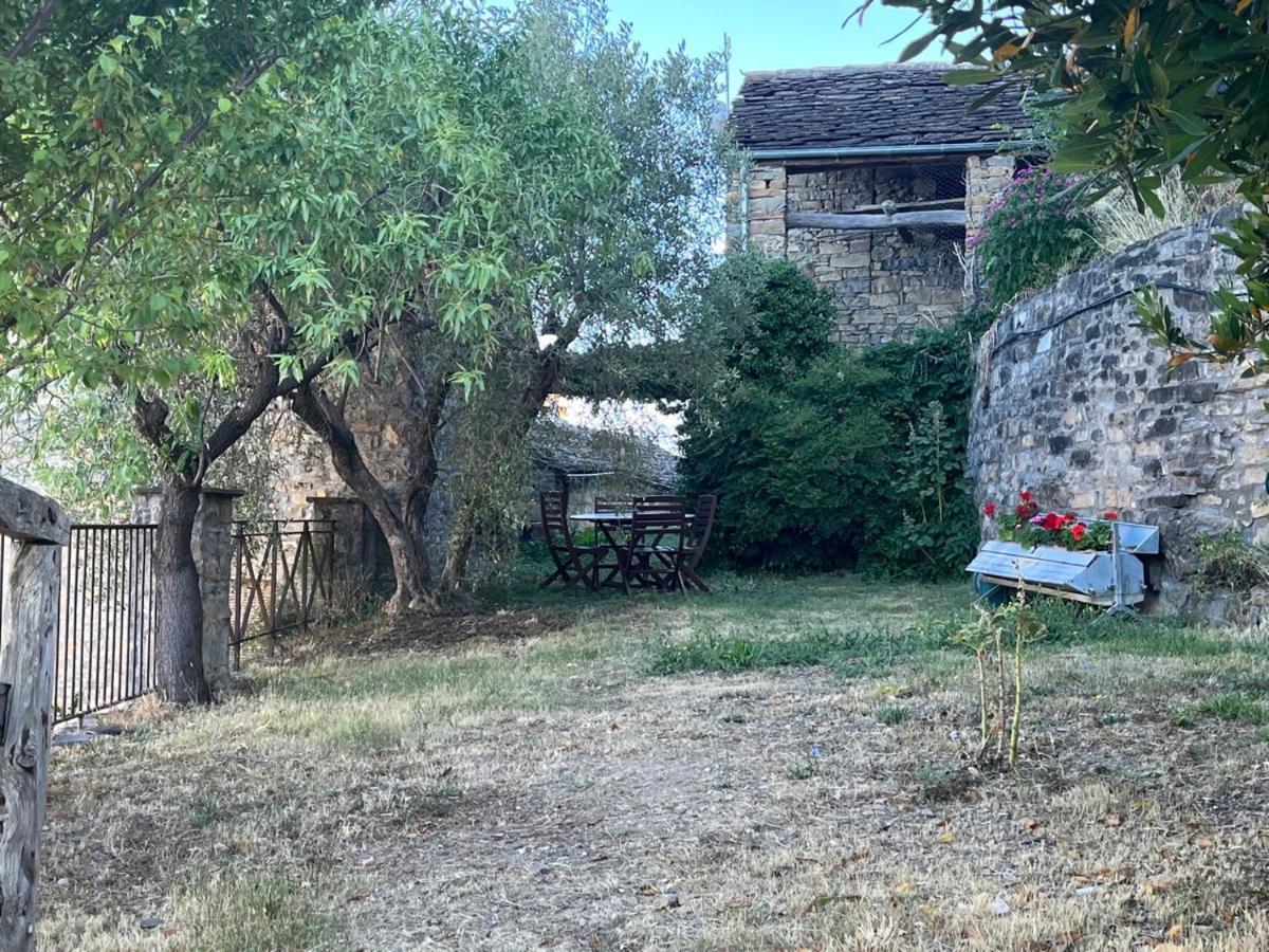 Nº7 Villa Ainsa Exterior photo